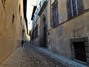 53 Via Arena